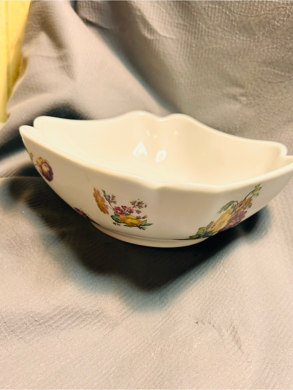 Limoges White Floral Scalloped Porcelain Serving Bowl‎